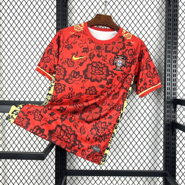 MAILLOT PORTUGAL CONCEPT ROUGE 2025